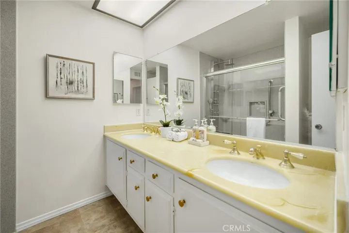 11746 Avenida Del Sol, Porter Ranch, California 91326