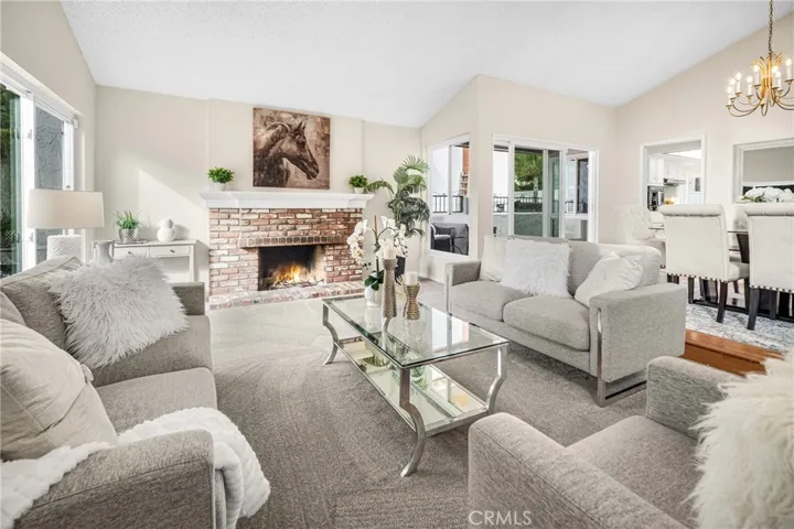 11746 Avenida Del Sol, Porter Ranch, California 91326