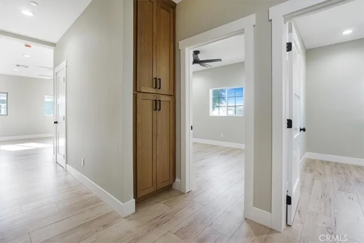  HALL LINEN CLOSET & BEDROOM ENTRIES