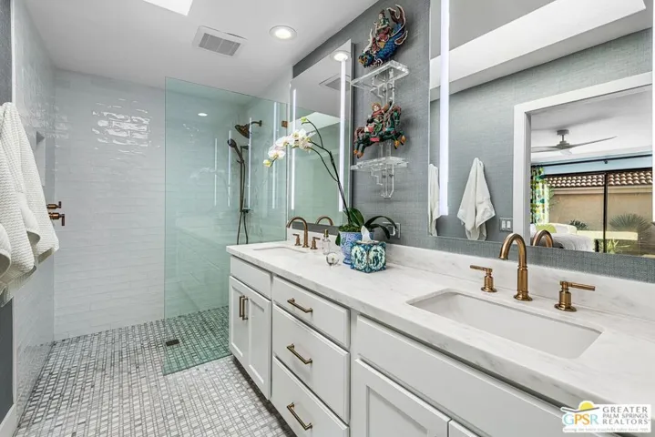 12 San Felipe Drive, Palm Desert, California 92260