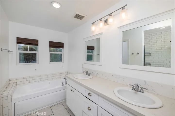 2 Lindenwood Farm, Ladera Ranch, California 92694