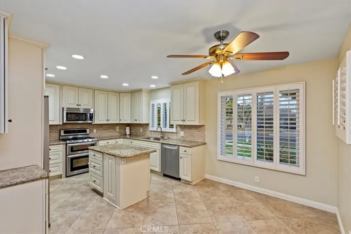 4472 Beechwood Place, Riverside, California 92506