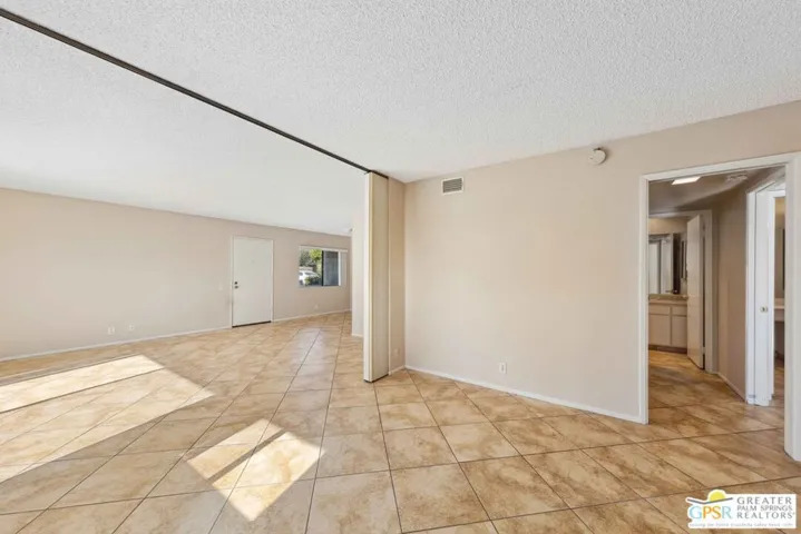 1111 E Ramon Road 43, Palm Springs, California 92264