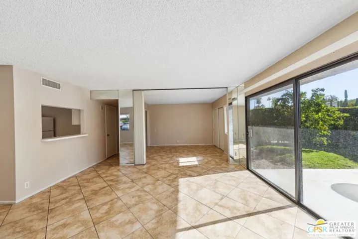 1111 E Ramon Road 43, Palm Springs, California 92264