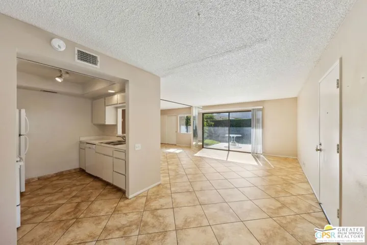 1111 E Ramon Road 43, Palm Springs, California 92264