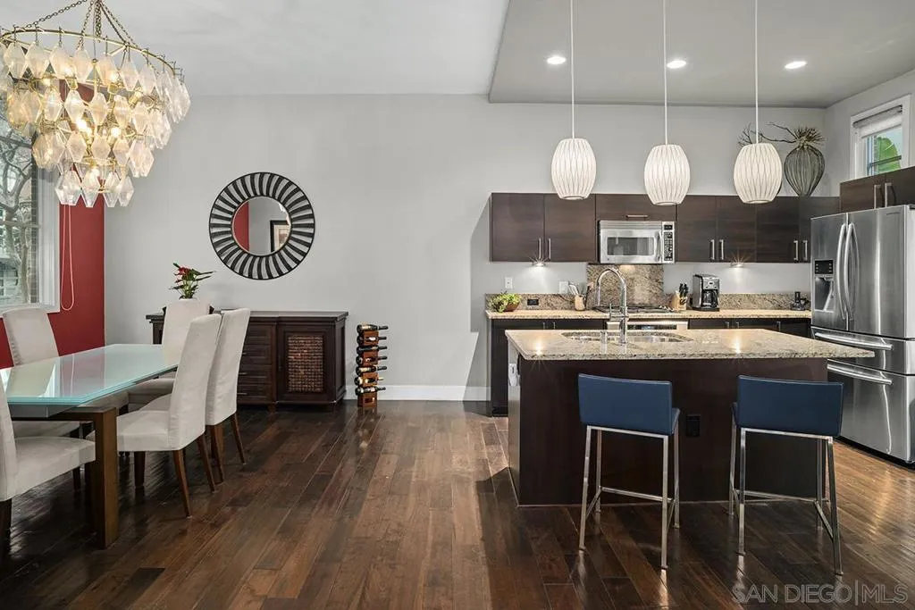 840 Island, San Diego, California 92101 home-pic-9