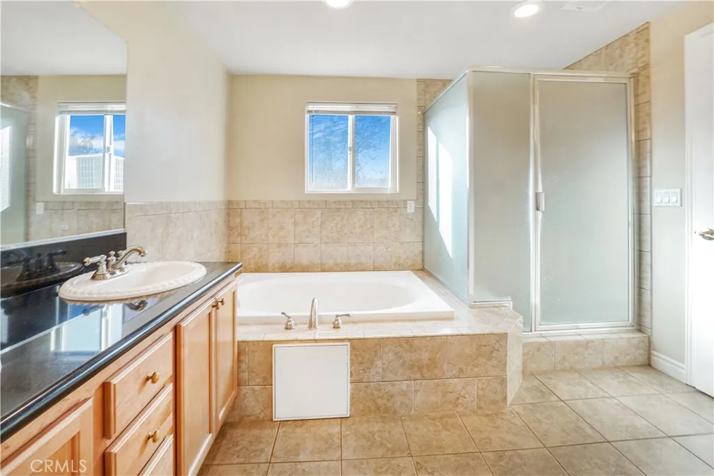 1129 Walnut Grove Avenue, Rosemead, California 91770 home-pic-14