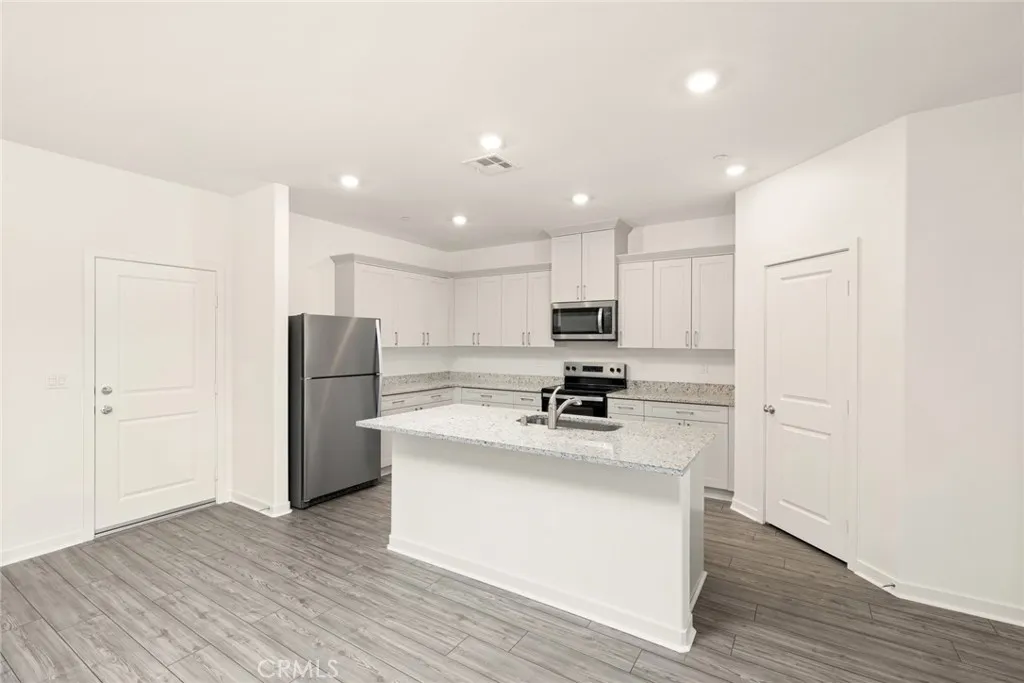 42481 Isla Court, Indio, California 92201 home-pic-13