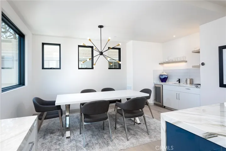 356 Dahlia Place, Corona Del Mar, California 92625