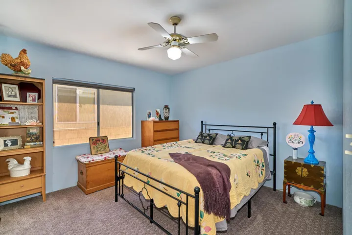 73833 Elizabeth Dr Thousand-large-045-04
