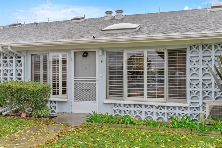 13680 E El Dorado Drive M3-33h, Seal Beach, California 90740