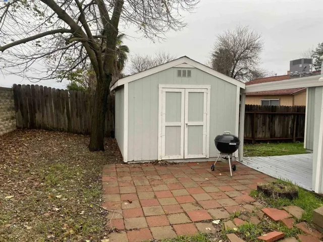 4820 Kingbird Way, Sacramento, California 95842