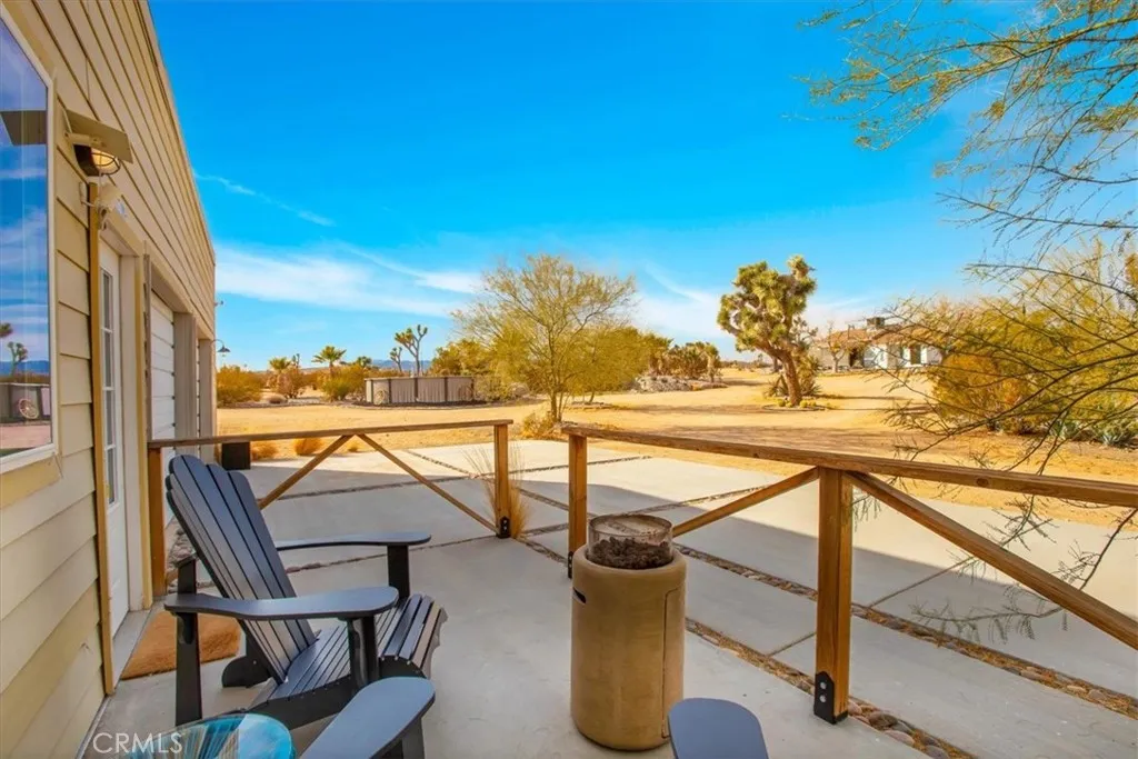 59427 La Crescenta Drive, Yucca Valley, California 92284 home-pic-62