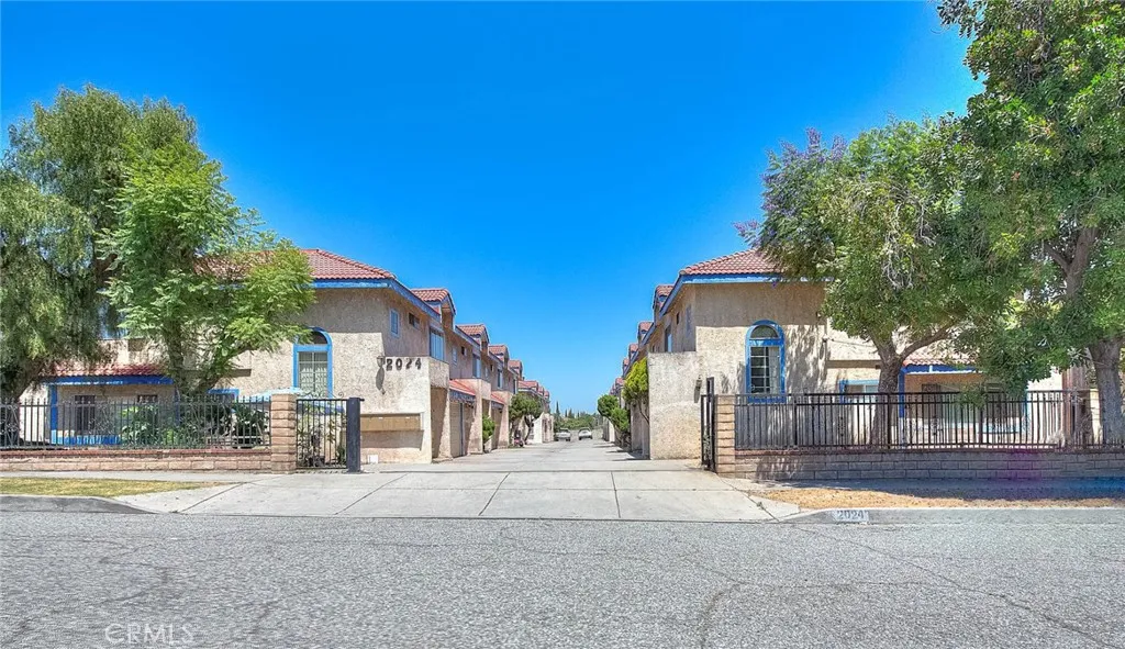2024 Brighton Street, San Gabriel, California 91776, ,Residential Income,For Sale,Brighton,TR25000053