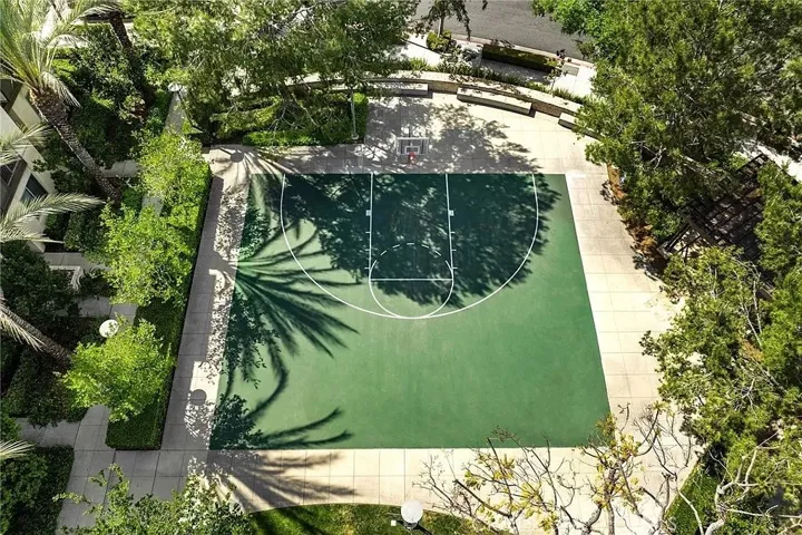 21 Gramercy 419, Irvine, California 92612