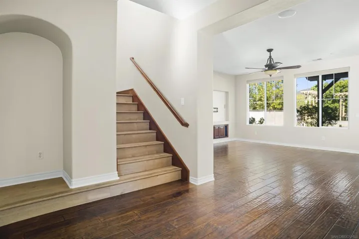 3516 Corte Delfinio, Carlsbad, California 92009