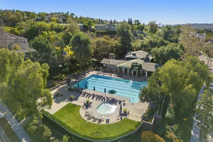 3516 Corte Delfinio, Carlsbad, California 92009