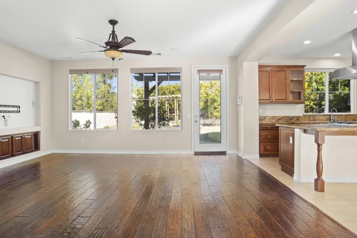 3516 Corte Delfinio, Carlsbad, California 92009