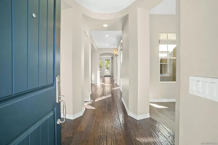 3516 Corte Delfinio, Carlsbad, California 92009