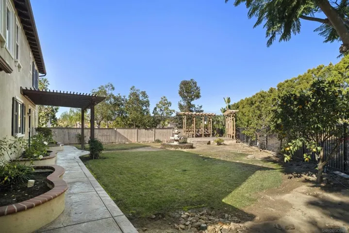 3516 Corte Delfinio, Carlsbad, California 92009