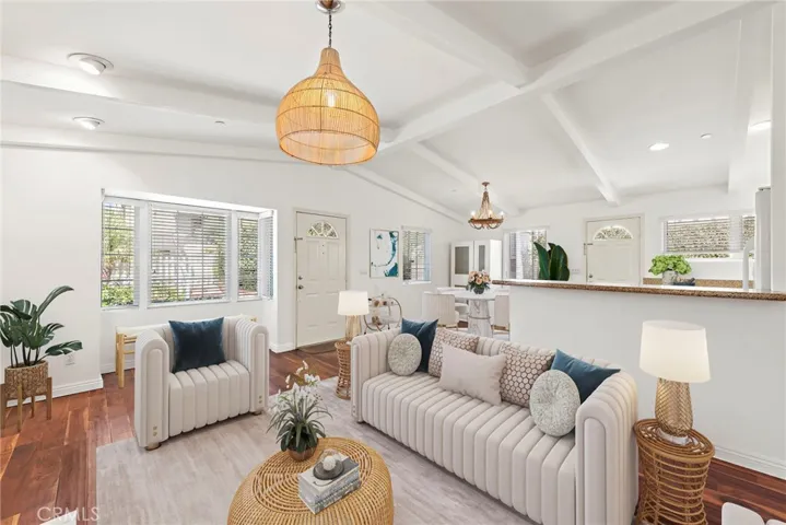 355 Pearl Street, Laguna Beach, California 92651