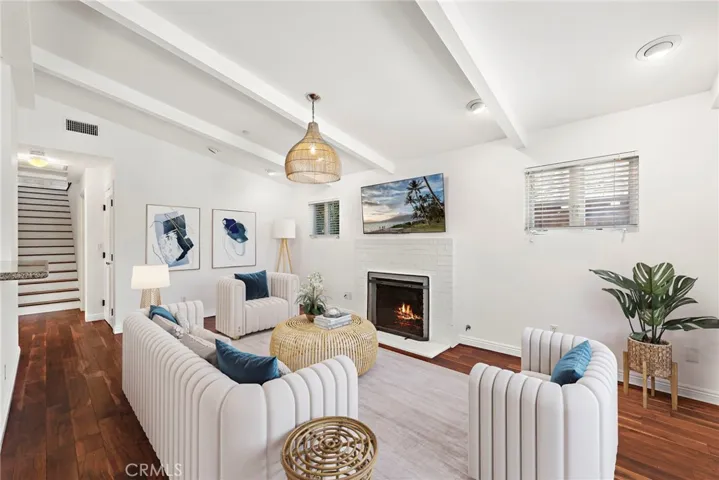 355 Pearl Street, Laguna Beach, California 92651