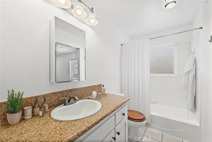 355 Pearl Street, Laguna Beach, California 92651