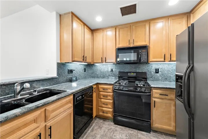 25 Flowerbud, Irvine, California 92603