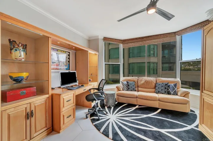 COMBO KITCHEN FAMILY ROOM