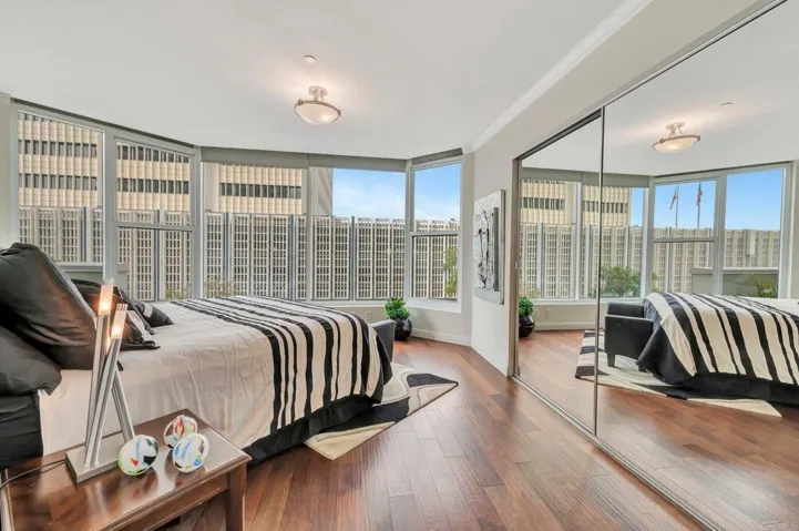 GUEST ROOM 1