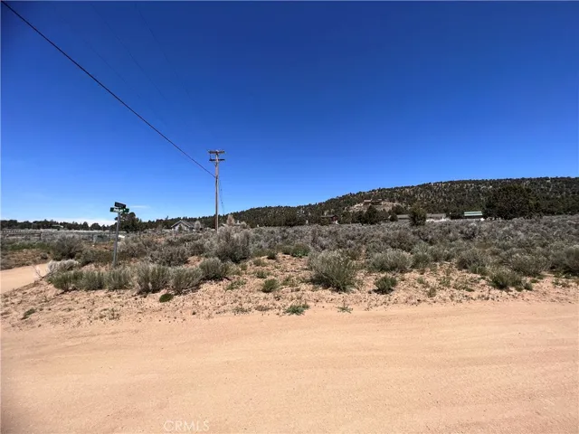 700 Raymond Drive, Baldwin Lake, California 92314