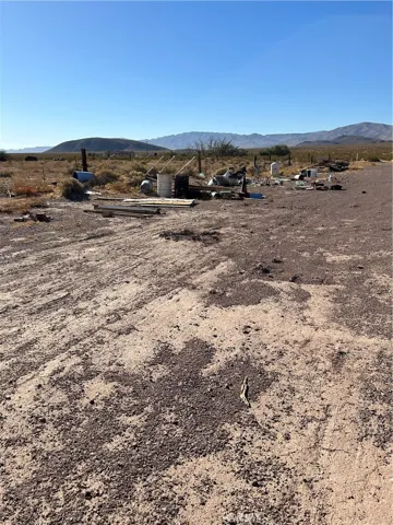 46262 Magney Lane, Newberry Springs, California 92365