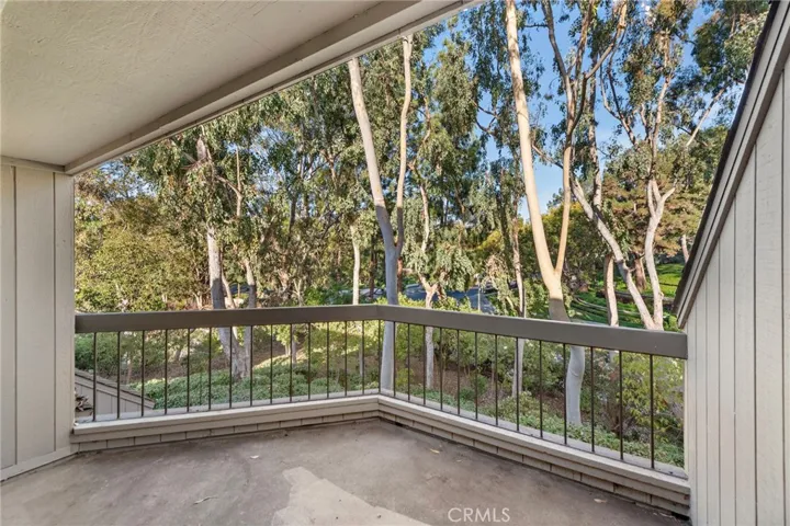 8 Rocky Glen, Irvine, California 92603