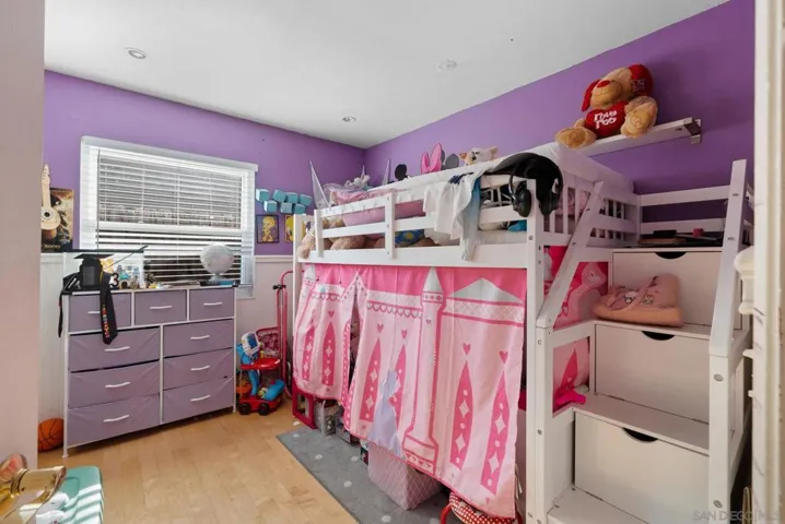 302 Sweetwood, San Diego, California 92114