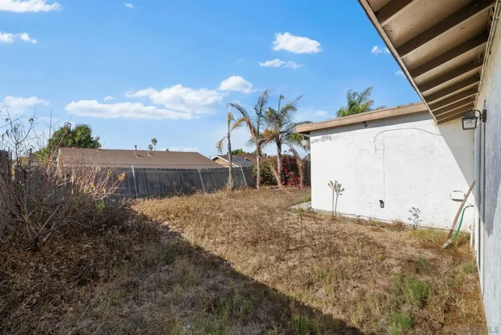 302 Sweetwood, San Diego, California 92114
