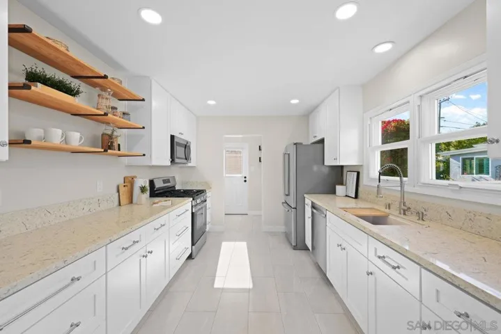 3321 Zola Street, San Diego, California 92106