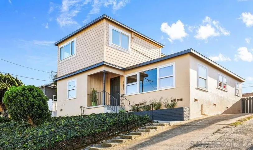 3321 Zola Street, San Diego, California 92106