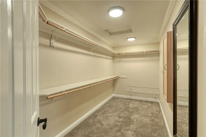 Walk in closet