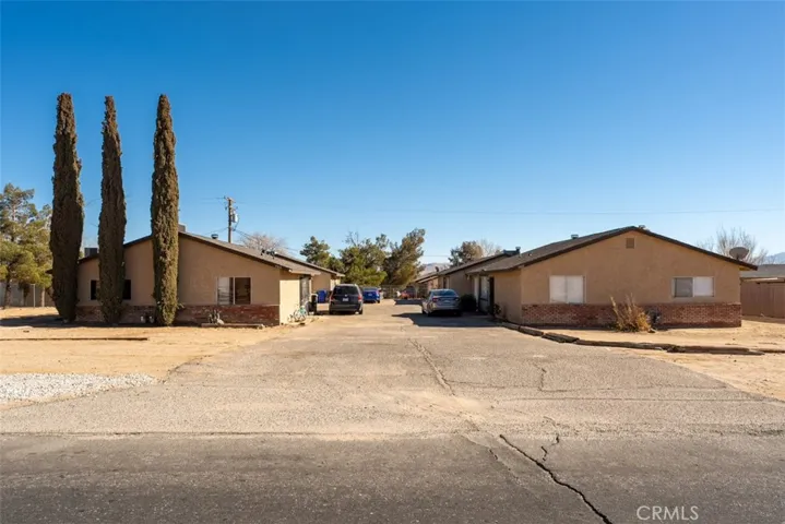 15821 Rancherias Road, Apple Valley, California 92307