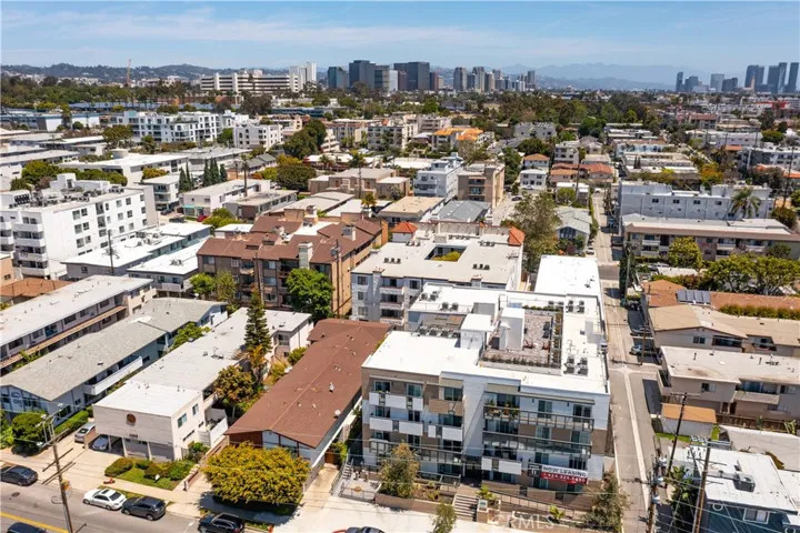 1440 S Barrington Avenue, Los Angeles, California 90025