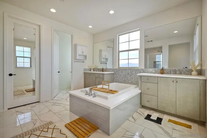 950 Camino Cantera, Chula Vista, California 91913