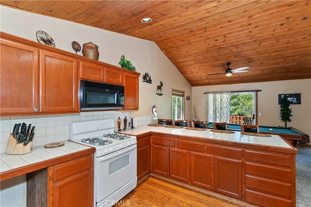 1134 Siskiyou Drive, Big Bear Lake, California 92315 home-pic-8