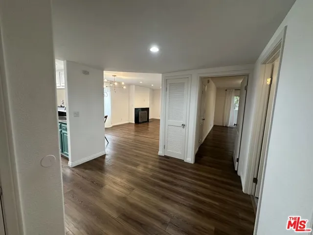 11907 Darlington Avenue 203, Los Angeles, California 90049