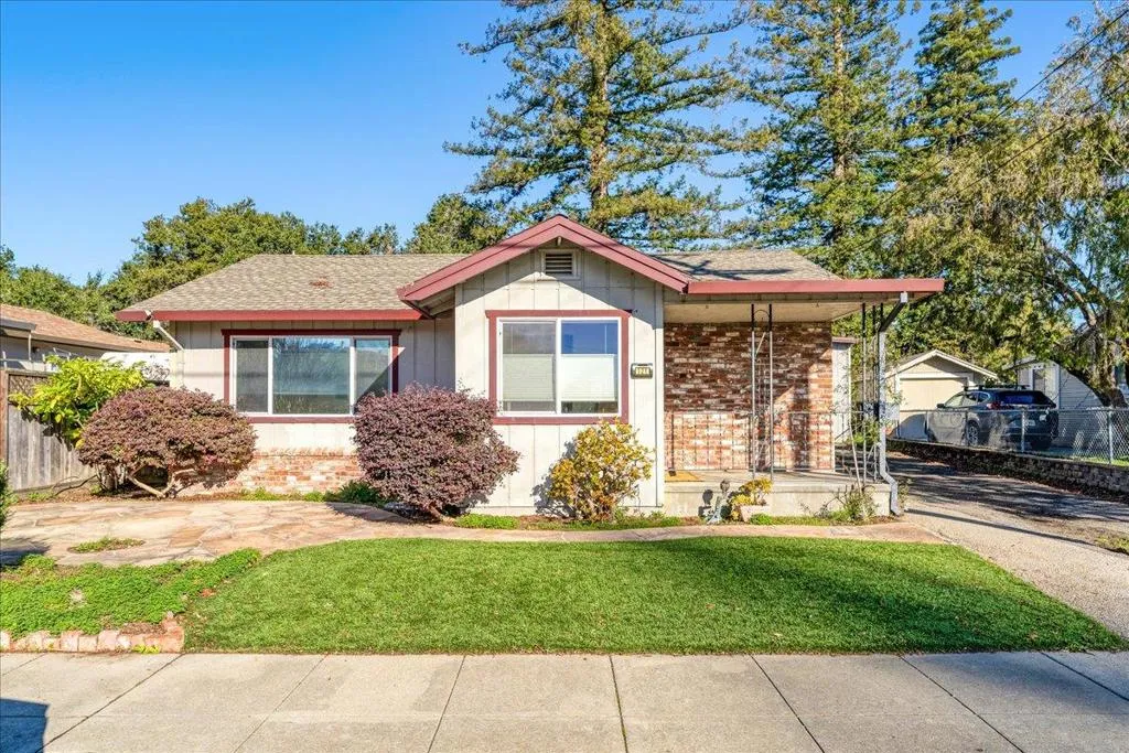 121 Chilverton Street, Santa Cruz, California 95062 home-pic-0