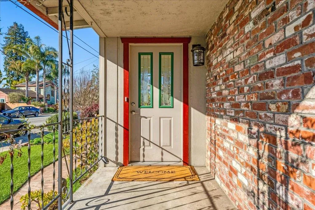 121 Chilverton Street, Santa Cruz, California 95062 home-pic-2