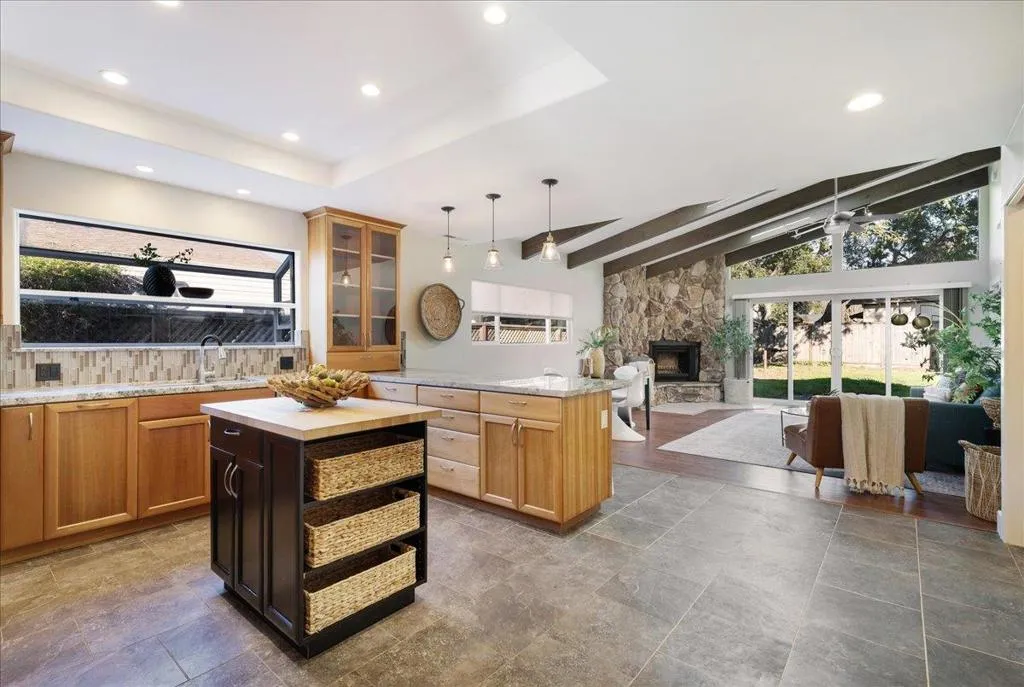 121 Chilverton Street, Santa Cruz, California 95062 home-pic-25