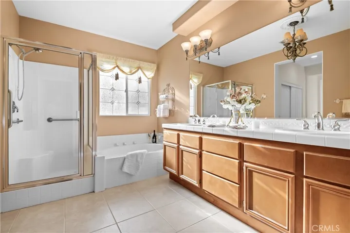 Primary bath with dual sink vanity