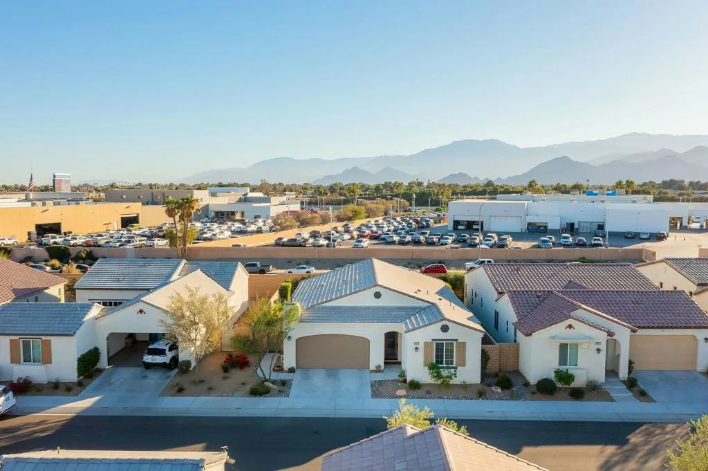 78853 Adesso Way, Palm Desert, California 92211 home-pic-46