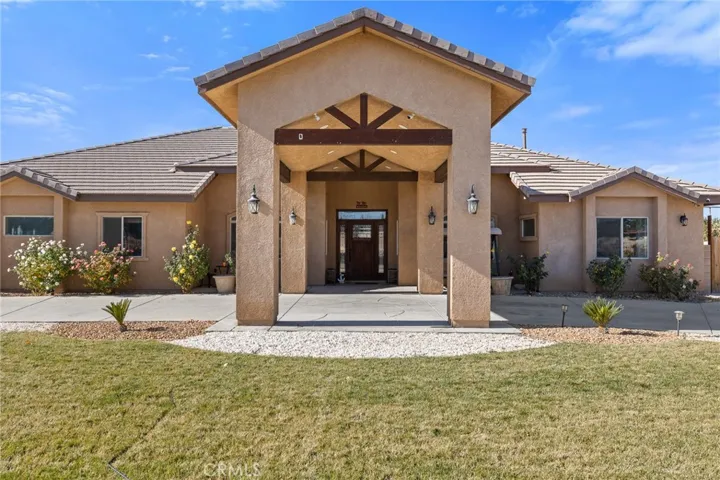 39815 18th Street W, Palmdale, California 93551