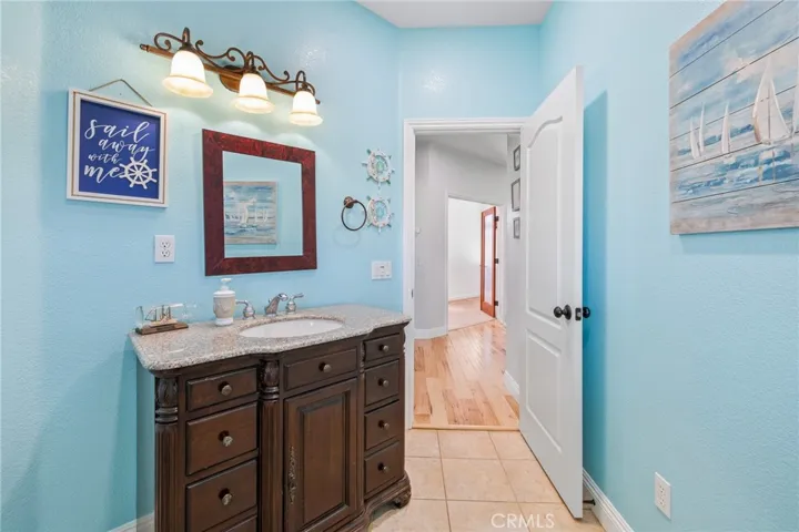 39815 18th Street W, Palmdale, California 93551